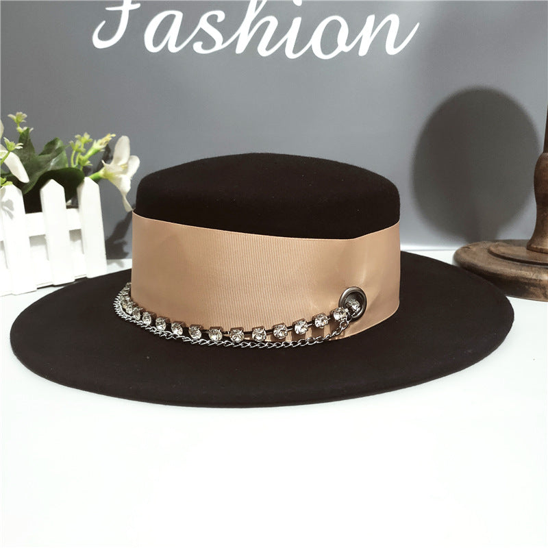 Flat brim woolen hat