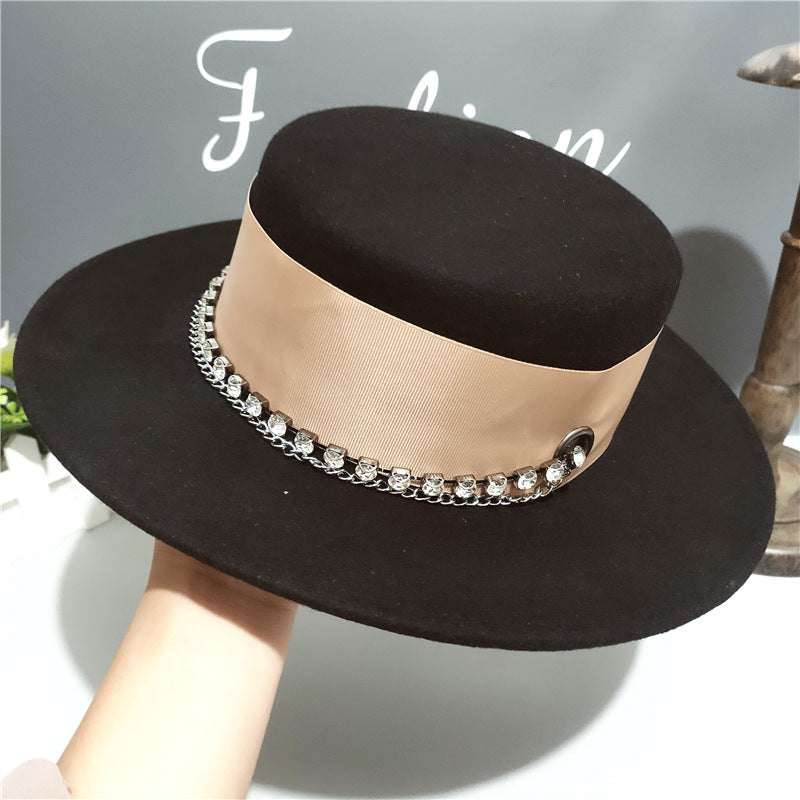 Flat brim woolen hat