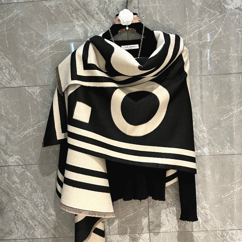 It Looks Good When You Hang It Casually, High-end Feeling, Full Of Black Shawl For Women